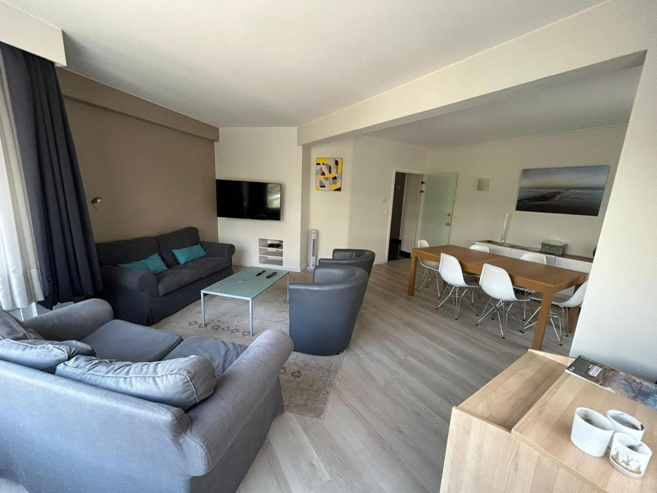 3 Bedroom Apartment Nearby The Sea Ostende Exterior foto